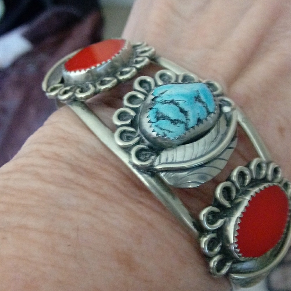 NAVAJO CUFF - Picture 5 of 5